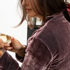 Abel Odor Pink Iris – A Contemporary, Classic Floral Bathroom 9 Abel Odor Pink Iris – A Contemporary, Classic Floral Bathroom