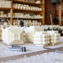 Andrej Urem Milk Candle – Mini Living