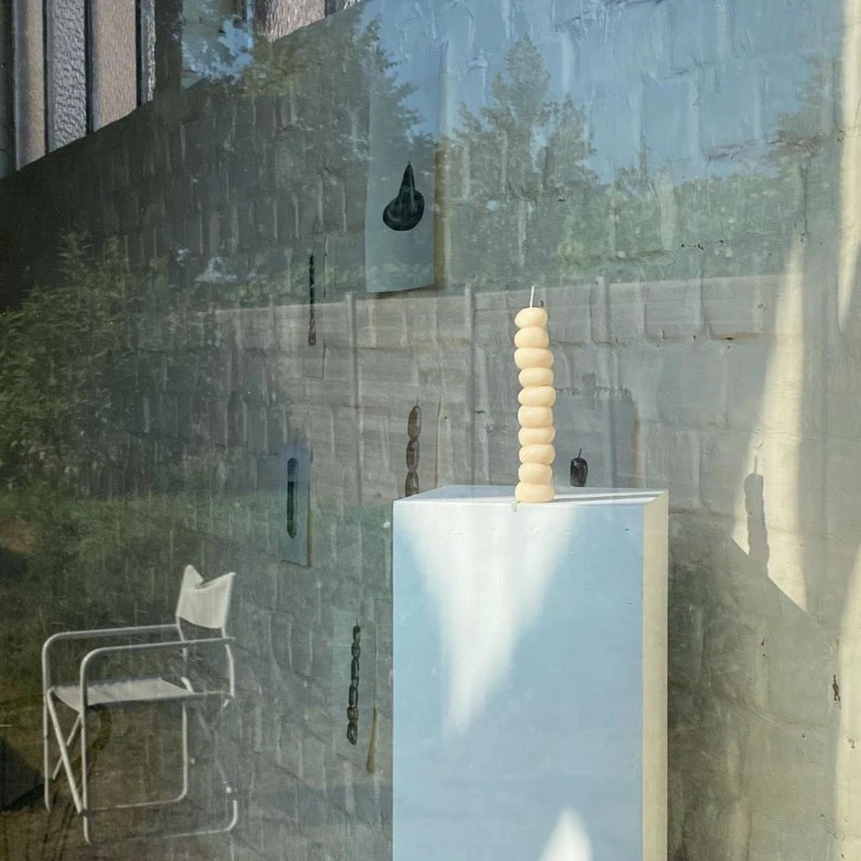 Ann Vincent Living Grape Candle 3 Ann Vincent Living Grape Candle