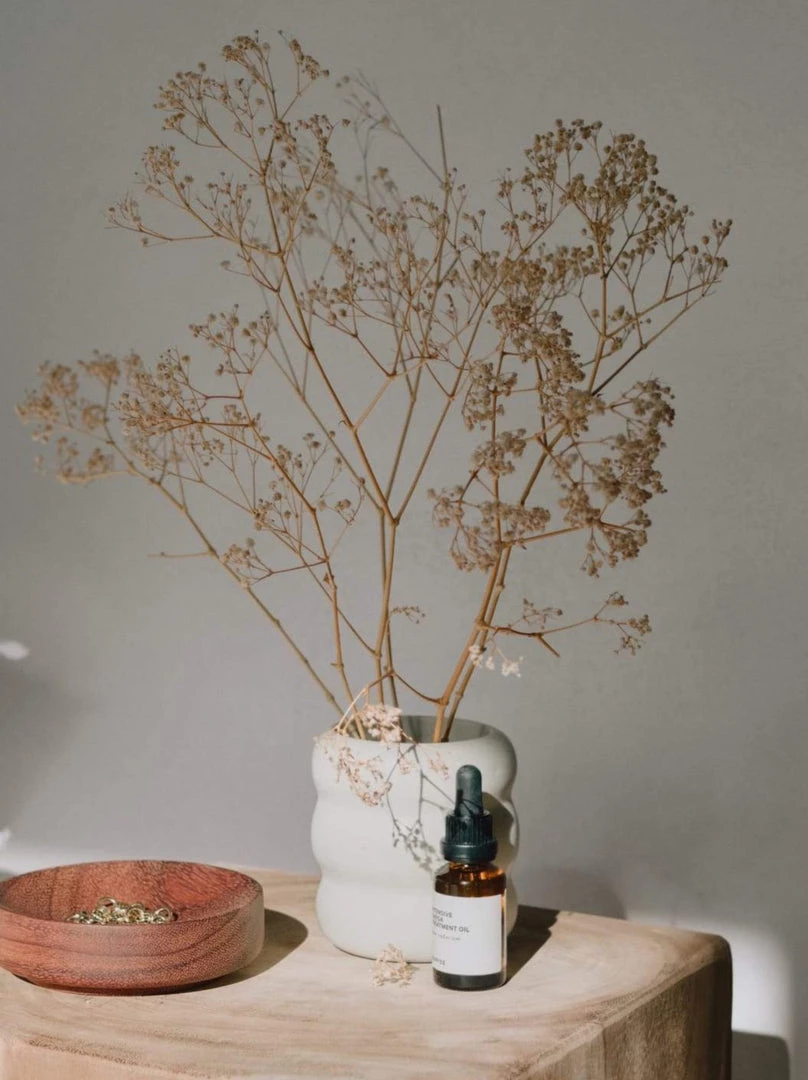 Asili Roll Vessel – White 1 Asili Roll Vessel – White