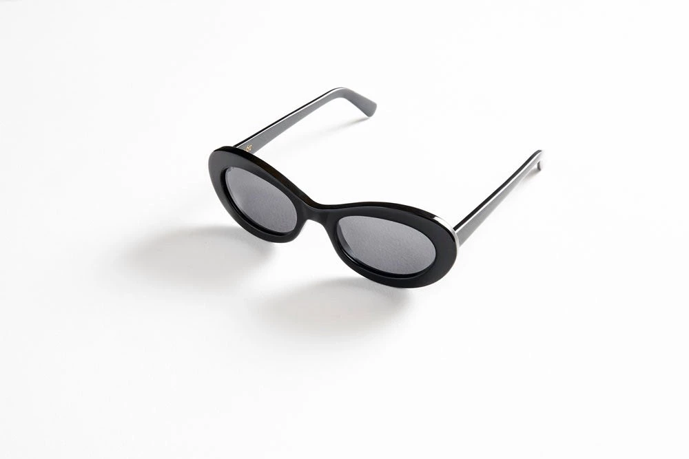 Auór Wardrobe Paloma Sunglasses – Black 2 Auór Wardrobe Paloma Sunglasses – Black