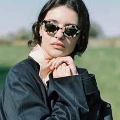 Auór Rosetta Sunglasses – Granite Wardrobe