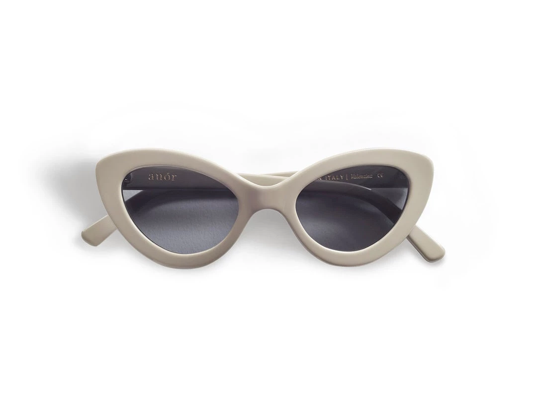 Auór Valentina Sunglasses – Taupe Wardrobe 2 Auór Valentina Sunglasses – Taupe Wardrobe