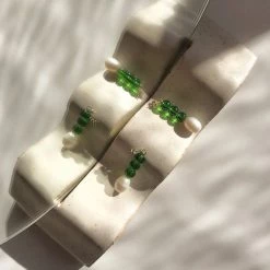 Avara Studio Circular Mirror On Wavy Stand