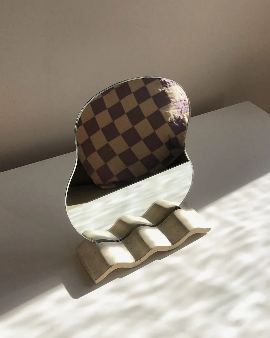 Avara Studio Wavy Mirror On Wavy Stand 3 Avara Studio Wavy Mirror On Wavy Stand