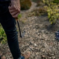 Barebones $50—$100 Japanese Weeding Hoe 10 Barebones $50—$100 Japanese Weeding Hoe