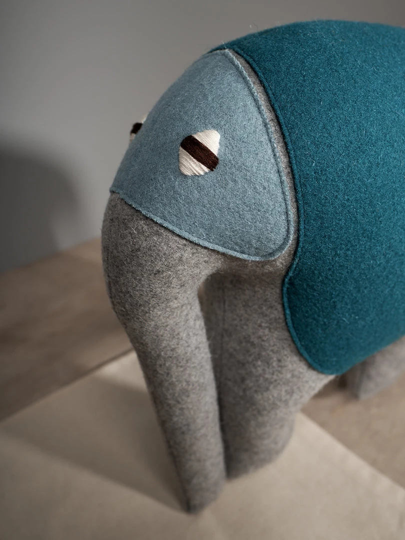 Carapau IAN, The African Bush Elephant Baby+Child 3 Carapau IAN, The African Bush Elephant Baby+Child