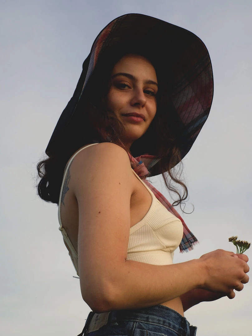 Companion Broad Brim With Wide Plaid Ties – Black EOS Sale* 1 Companion Broad Brim With Wide Plaid Ties – Black EOS Sale*