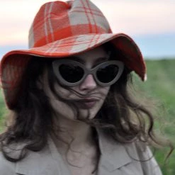 Companion Classic Brim – Red & Oat Check Wardrobe