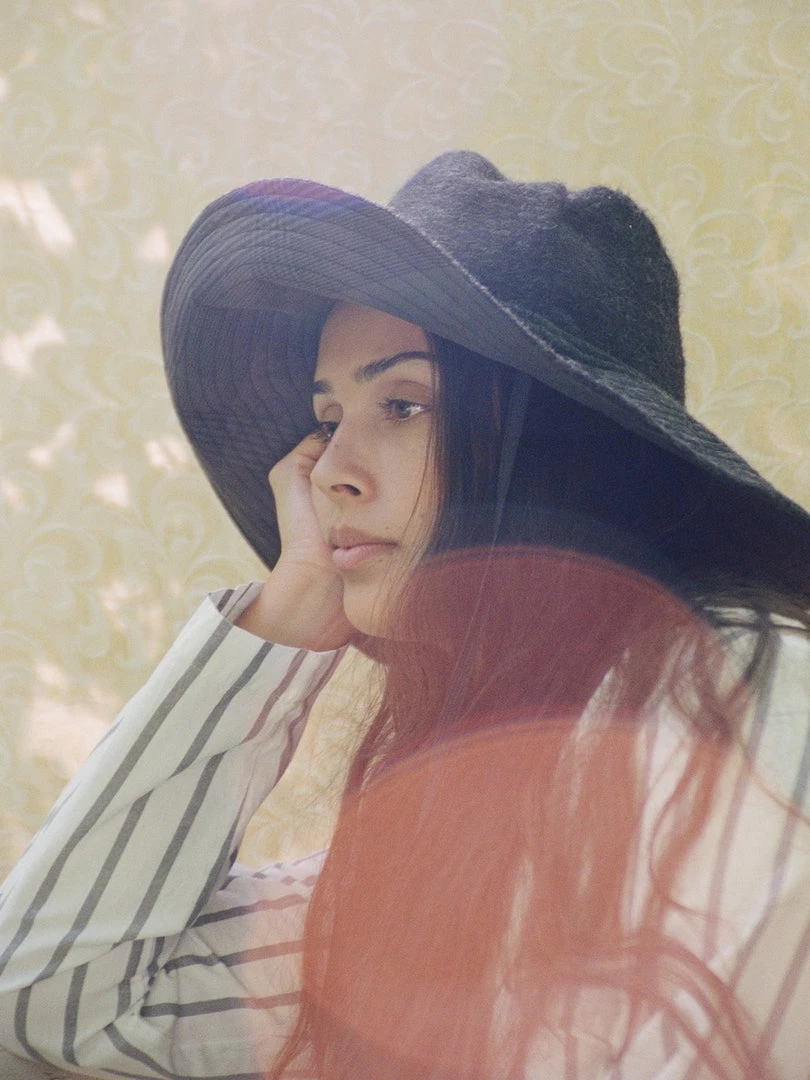 Companion Wardrobe Broad Brim – Charcoal & Check 3 Companion Wardrobe Broad Brim – Charcoal & Check