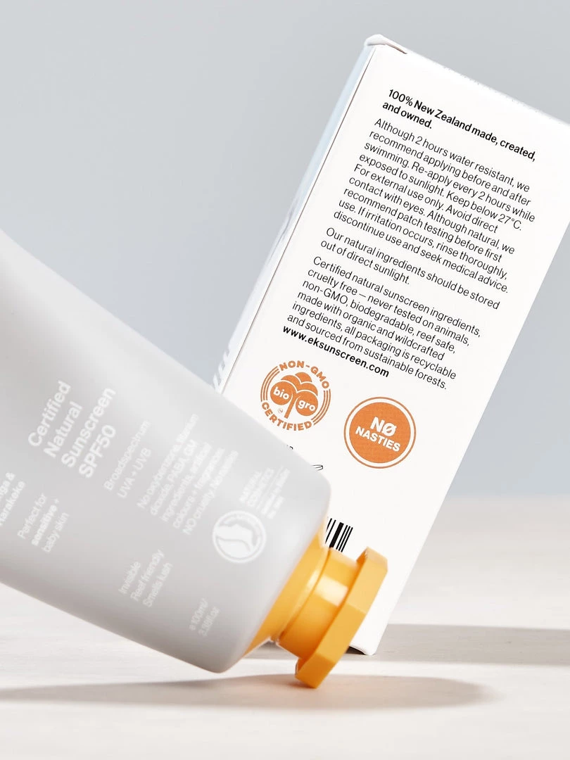 Earth's Kitchen Natural Sunscreen 100πβ β 'Sensitive Skin & Babies' Moringa & Harakeke SPF50+ Bathroom 2 Earth's Kitchen Natural Sunscreen 100πβ β 'Sensitive Skin & Babies' Moringa & Harakeke SPF50+ Bathroom