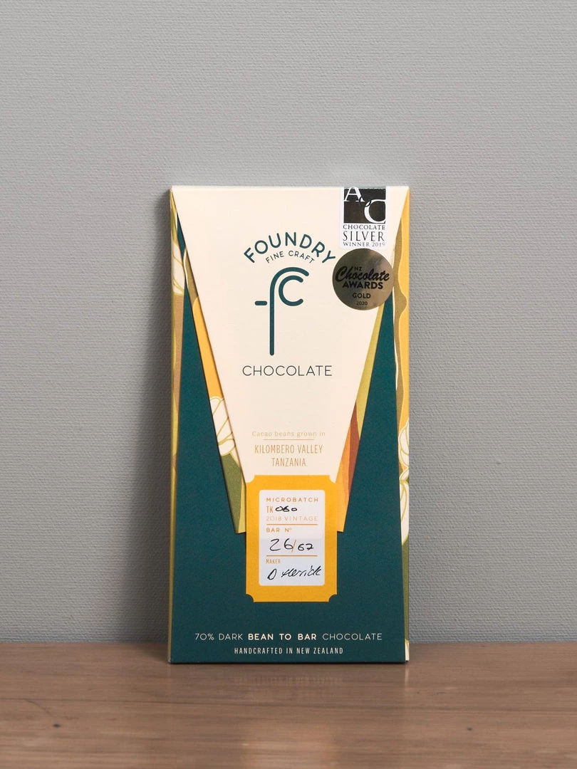 Kitchen+Table Foundry Chocolate - Kilombero Valley, Tanzania 70% 5 Kitchen+Table Foundry Chocolate - Kilombero Valley, Tanzania 70%