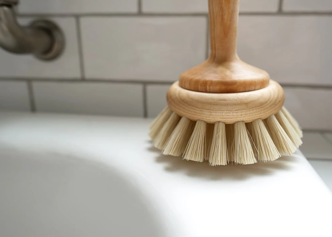 Iris Hantverk Bathroom Cleaning Brush 2 Iris Hantverk Bathroom Cleaning Brush