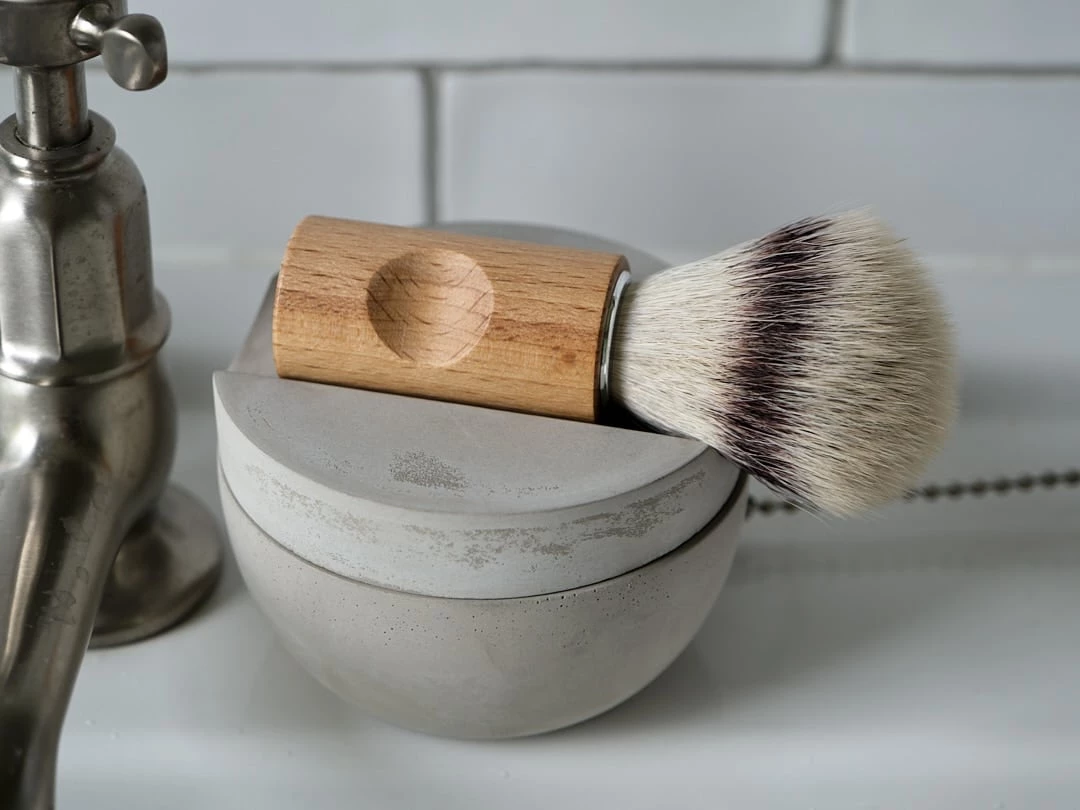 Iris Hantverk Shaving Cup With Cedarwood Shaving Soap 4 Iris Hantverk Shaving Cup With Cedarwood Shaving Soap