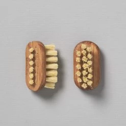 Iris Hantverk Bathroom Nail Brush – Small