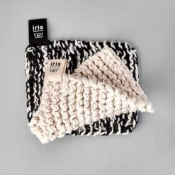 Iris Hantverk Kitchen+Table Pot & Kettle Holder