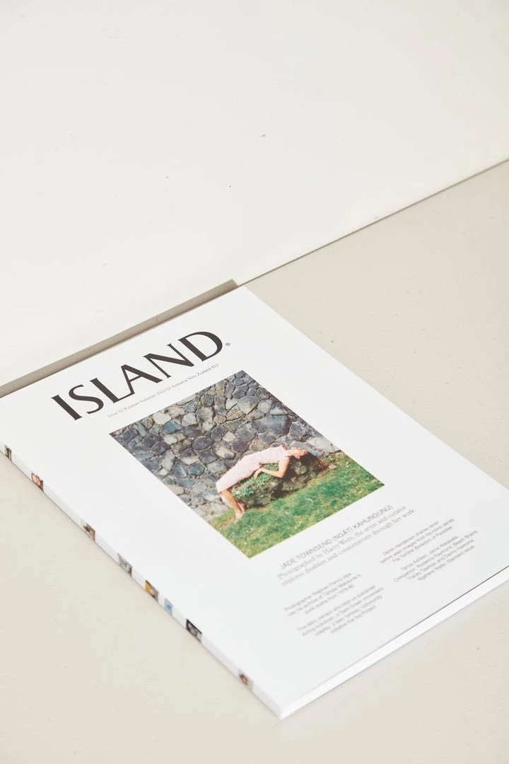 ISLAND Magazine – Issue 02 (Summer 2021/22) Living 2 ISLAND Magazine – Issue 02 (Summer 2021/22) Living