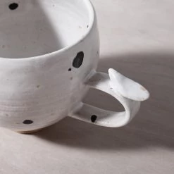 Jino Ceramic Studio Bird Handle Cup – Dalmatian White