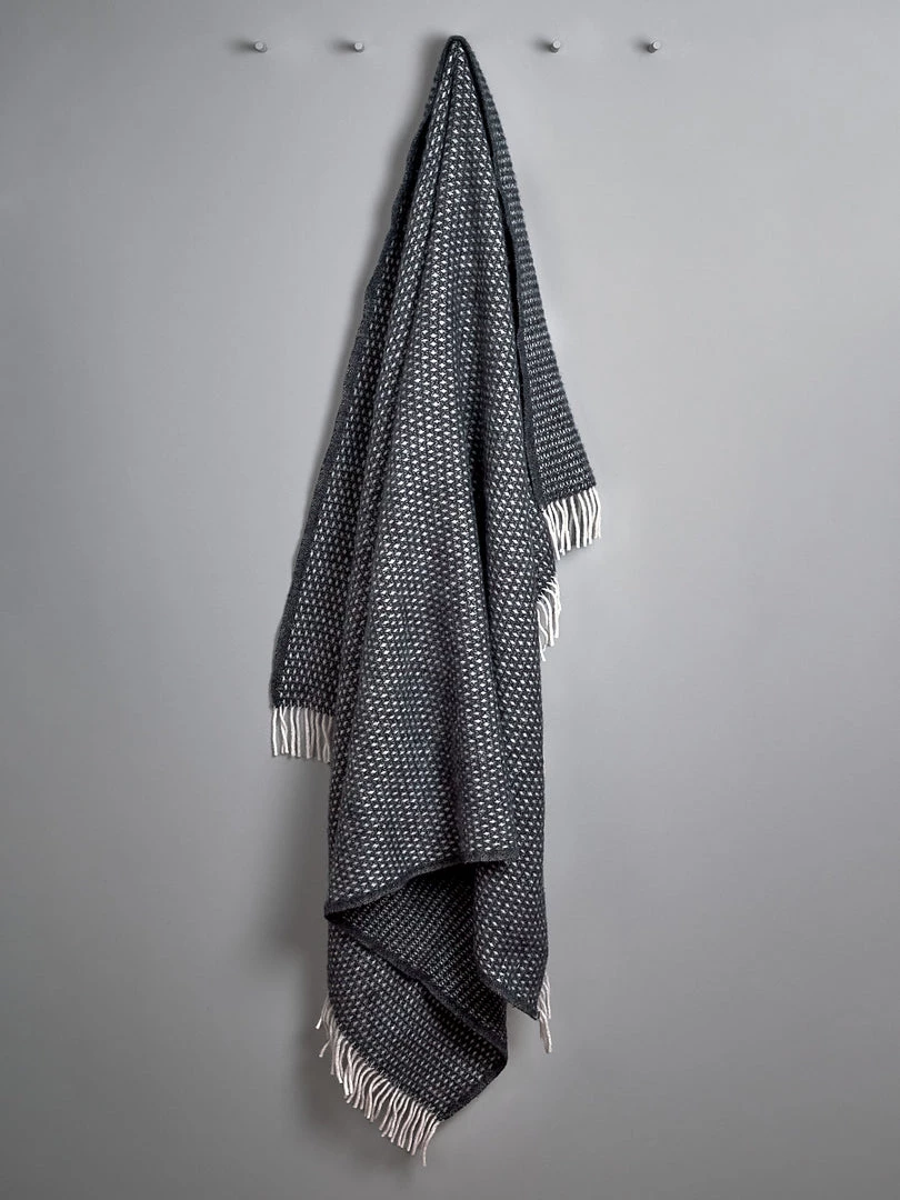 Klippan Knut Woven Lambswool Throw – Dark Grey 2 Klippan Knut Woven Lambswool Throw – Dark Grey