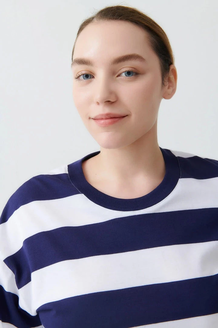 Kowtow Boxy Long Sleeve Top - Navy White Stripe EOS Sale* 4 Kowtow Boxy Long Sleeve Top - Navy White Stripe EOS Sale*