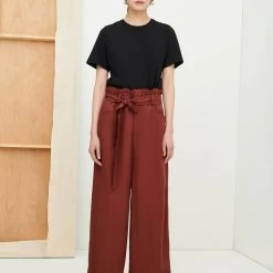 Kowtow Classic Tee - Black EOS Sale*