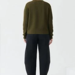 Kowtow EOS Sale* Escape Crew – Khaki