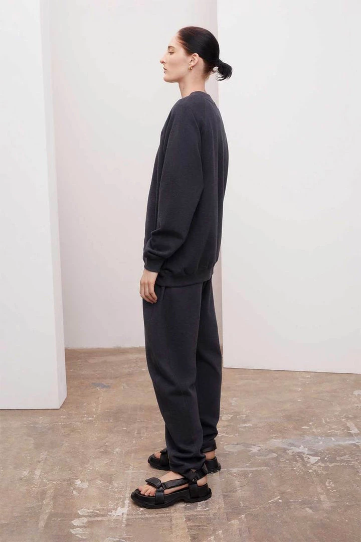Kowtow Unisex Everyday Crew – Charcoal Marle 4 Kowtow Unisex Everyday Crew – Charcoal Marle