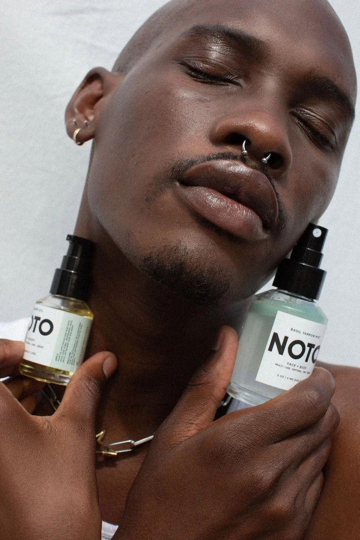 NOTO Refresh Holiday Kit – 3pc 3 NOTO Refresh Holiday Kit – 3pc