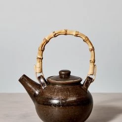 Nicola Shuttleworth Tea Pot – Rusty Brown With Bamboo Handle