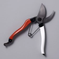 Okatsune Japanese Secateurs – №103 Gifts For Her 10 Okatsune Japanese Secateurs – №103 Gifts For Her