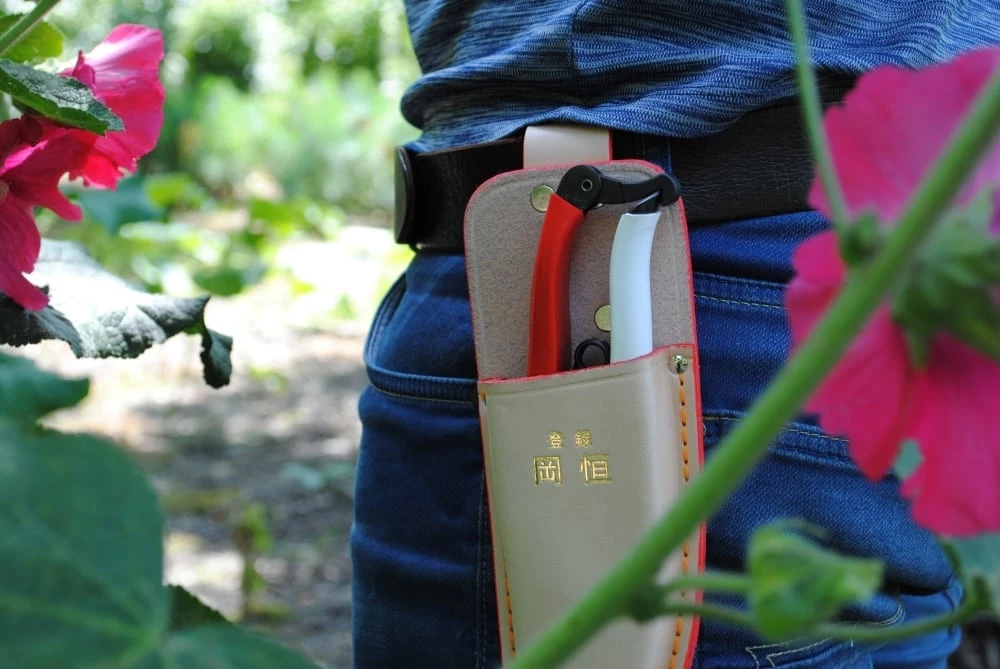 Okatsune Gifts For Her Single Leather Holster 4 Okatsune Gifts For Her Single Leather Holster