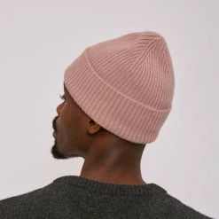Organic Basics Recycled Wool Beanie – Dusty Rose 6 Organic Basics Recycled Wool Beanie – Dusty Rose