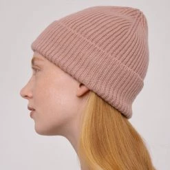 Organic Basics Recycled Wool Beanie – Dusty Rose