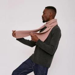 Organic Basics Recycled Wool Scarf – Dusty Rose Wardrobe 6 Organic Basics Recycled Wool Scarf – Dusty Rose Wardrobe