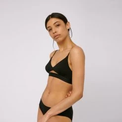 Organic Basics Wardrobe TENCEL™ Lite Bralette – Black