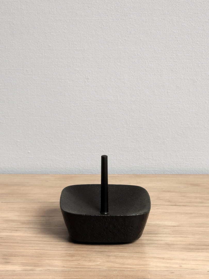 Takazawa Koma Iron Candle – Large Living 3 Takazawa Koma Iron Candle – Large Living