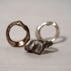 Tamara Rookes Shibuichi Contour Ring – Light Wardrobe