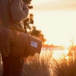 Seljak Brand Earth Blanket – Fringe