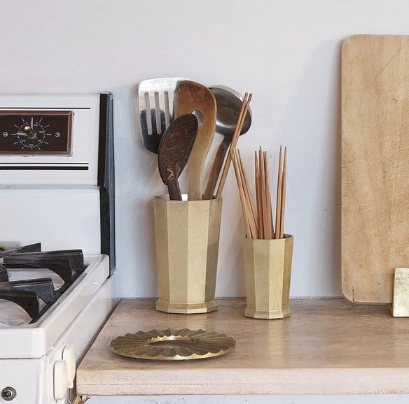 Futagami Living Brass Trivet – Sun 2 Futagami Living Brass Trivet – Sun