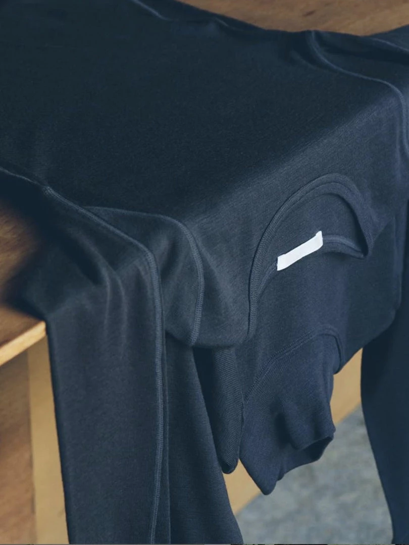 YARN Nz Wardrobe Tui Fine Merino Rib Crew - Black 3 YARN Nz Wardrobe Tui Fine Merino Rib Crew - Black