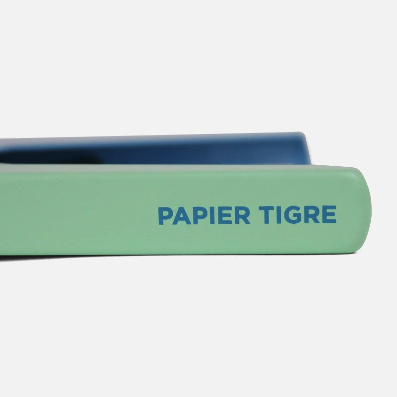 Papier Tigre Stapler – Green & Blue Workspace 4 Papier Tigre Stapler – Green & Blue Workspace