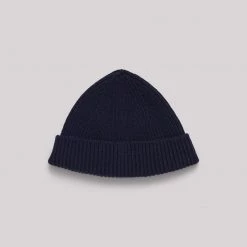 Organic Basics Recycled Cashmere Beanie – Navy Wardrobe 9 Organic Basics Recycled Cashmere Beanie – Navy Wardrobe