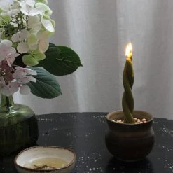 Wax Atelier Twisted Candle – Moss Living