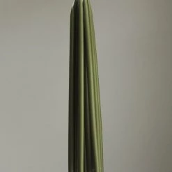 Wax Atelier 8 Celebration Candles – Moss