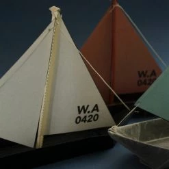 Wax Atelier Origami Kit - Waxed Paper Sail Boat 8 Wax Atelier Origami Kit - Waxed Paper Sail Boat