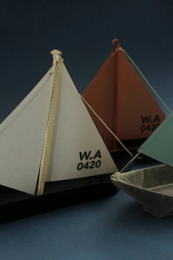 Wax Atelier Origami Kit - Waxed Paper Sail Boat 3 Wax Atelier Origami Kit - Waxed Paper Sail Boat