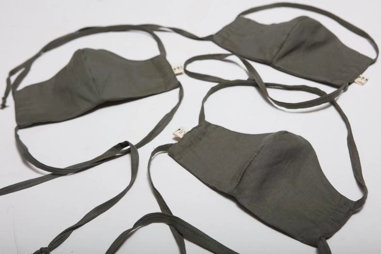 Peppin Linen Face Mask - Moss Wardrobe 3 Peppin Linen Face Mask - Moss Wardrobe