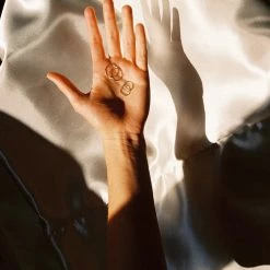 Auór Wardrobe Large Octagonal Sleepers – Gold Plated